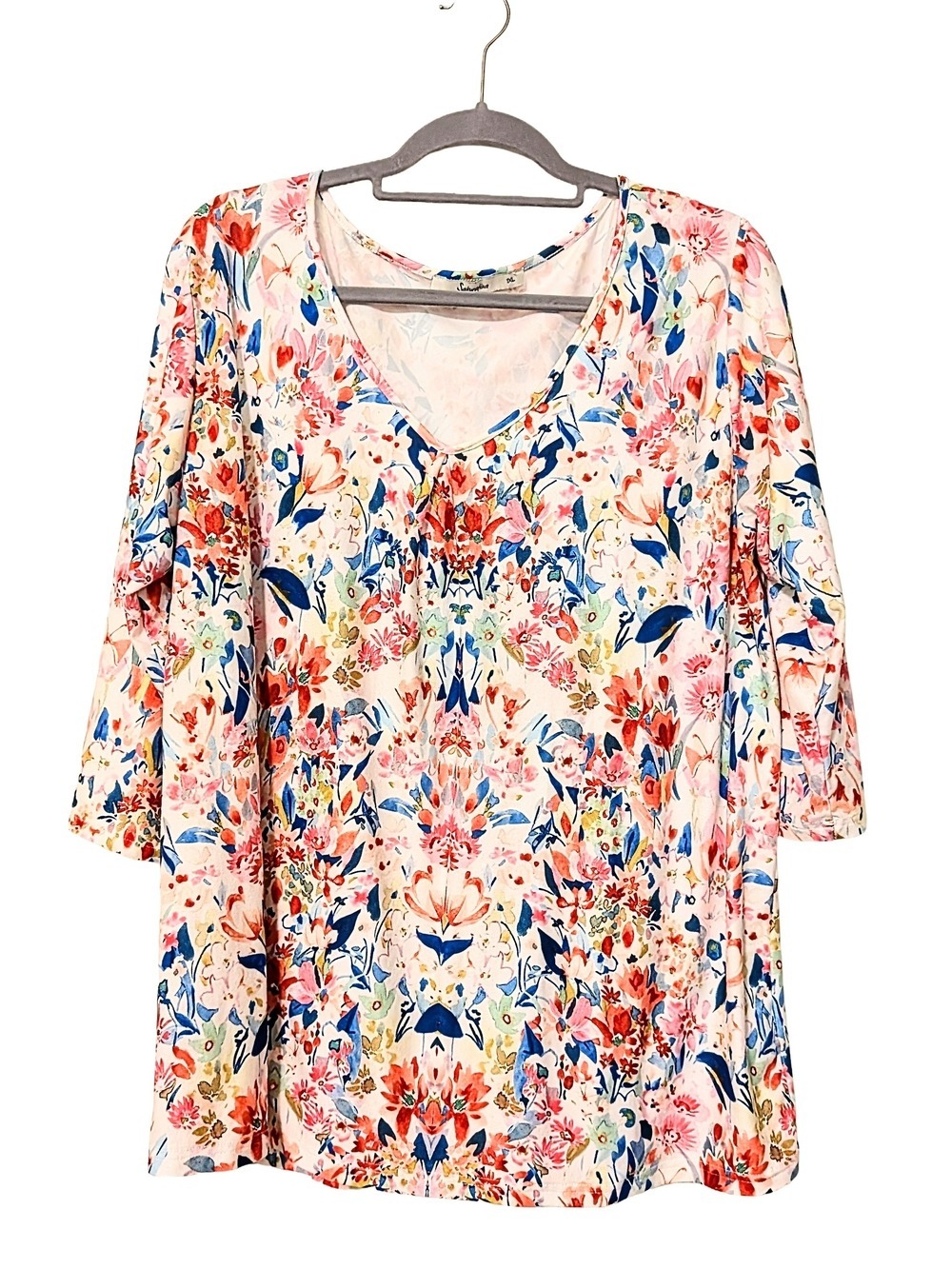 Multicolor Floral V-Neck Sakurafina Blouse